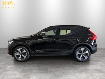 Used Volvo XC40 2025 for sale - 79708845: Photo