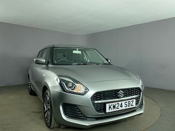 Used Suzuki Swift 2024 for sale - 77110662: Photo