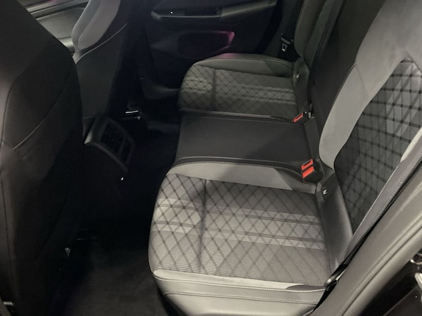 Used Volkswagen Golf 2020 for sale - 76210180: Photo 18