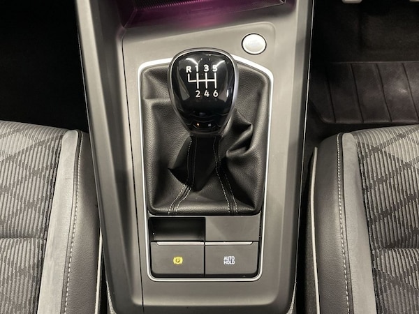 Used Volkswagen Golf 2020 for sale - 76210180: Photo 20