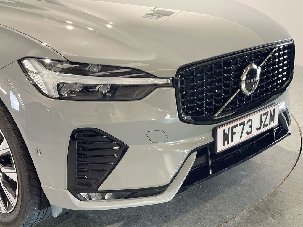 Used Volvo XC60 2023 for sale - 76631709: Photo 10
