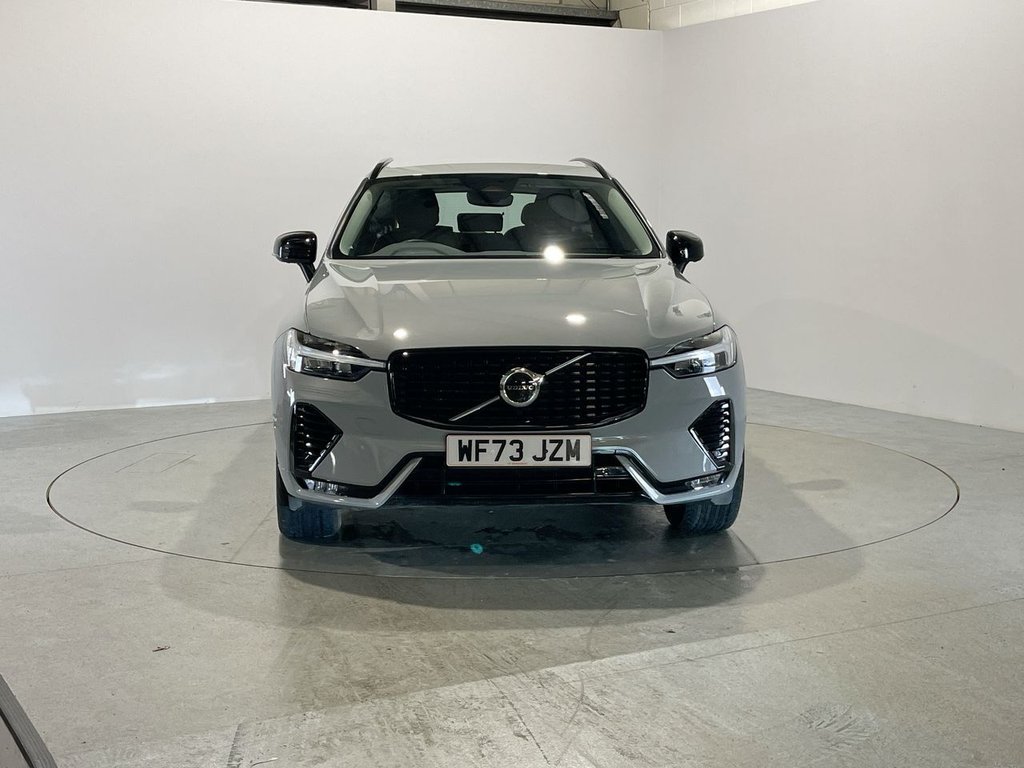 Used Volvo XC60 2023 for sale - 76631709: Photo 3