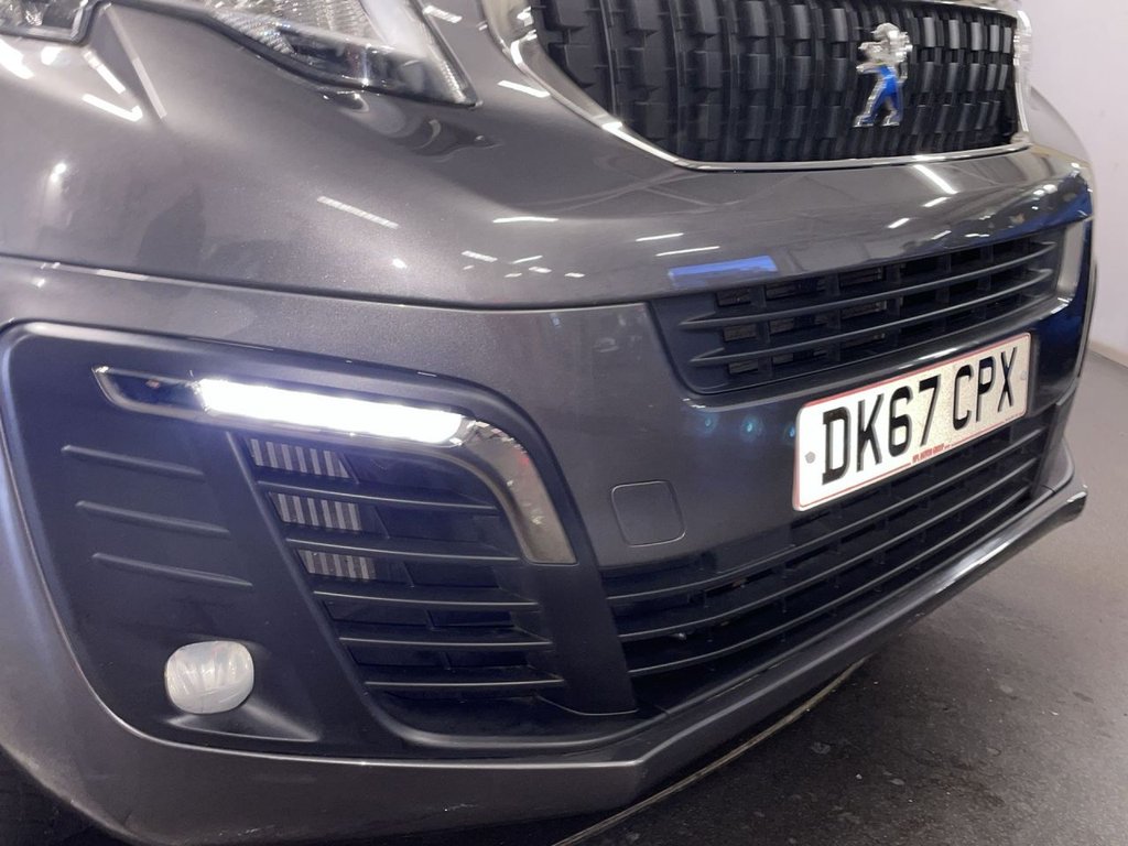 Used Peugeot Traveller 2017 for sale - 77287972: Photo 11