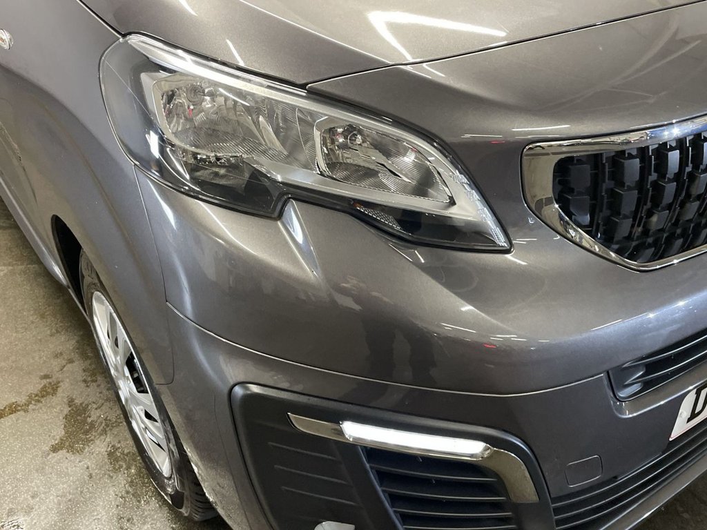 Used Peugeot Traveller 2017 for sale - 77287972: Photo 21