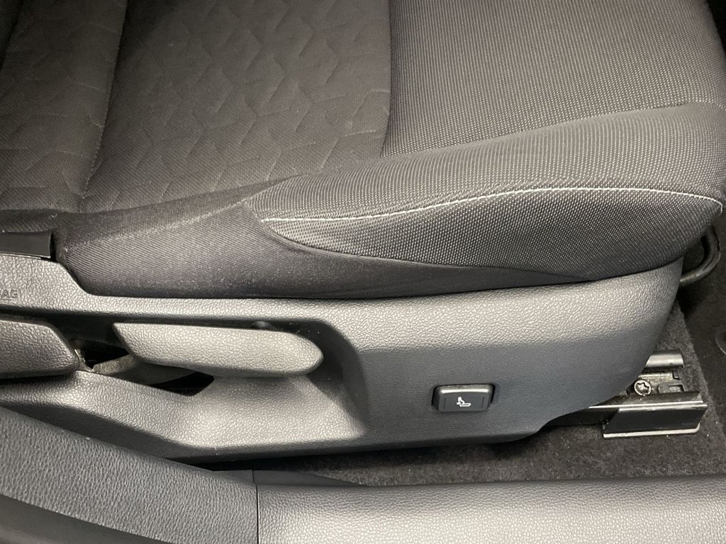 Used Toyota Corolla 2020 for sale - 76291275: Photo 24