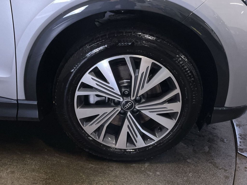 Used Audi Q4 e-tron 2023 for sale - 75985801: Photo 12