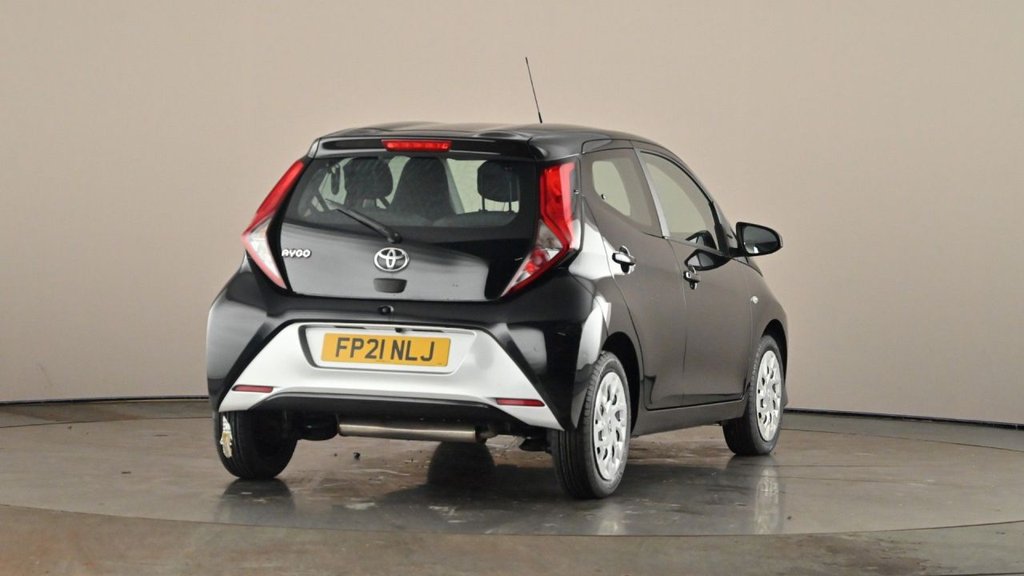 Used Toyota AYGO 2021 for sale - 76345300: Photo 2