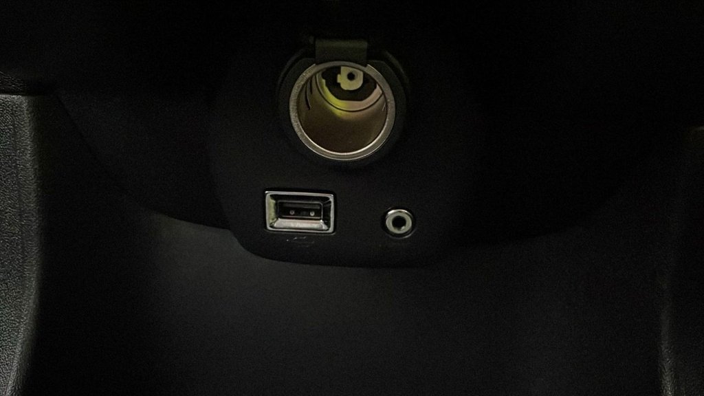 Used Toyota AYGO 2021 for sale - 76345300: Photo 8