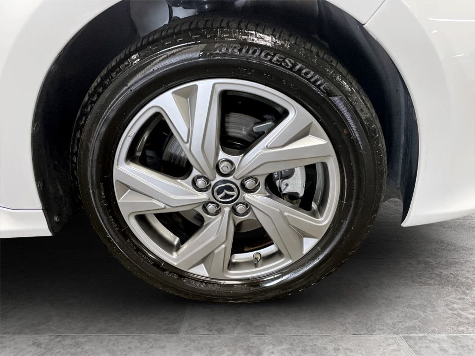 Used Mazda Mazda2 HYBRID 2024 for sale - 77452135: Photo 10