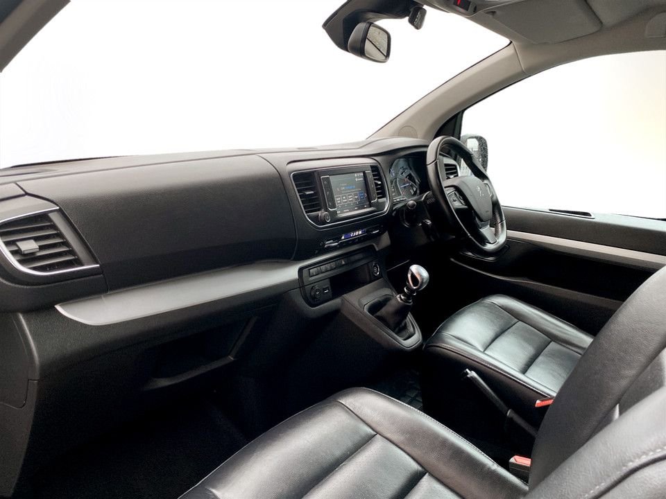 Used Peugeot Traveller 2019 for sale - 77764651: Photo 15
