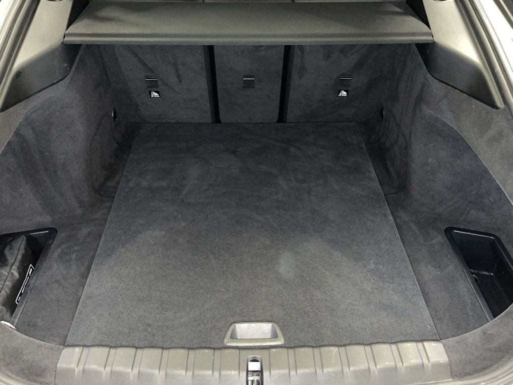 Used BMW i4 2022 for sale - 76739896: Photo 13