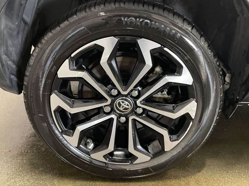 Used Toyota Yaris Cross 2022 for sale - 76841527: Photo 12