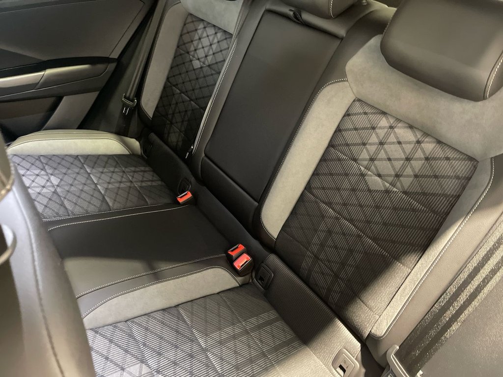 Used Volkswagen T-Roc 2023 for sale - 77110705: Photo 17