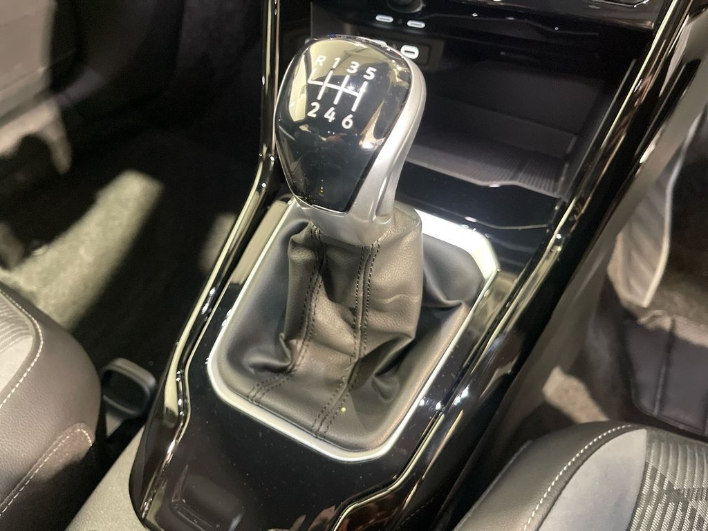 Used Volkswagen T-Roc 2023 for sale - 77110705: Photo 19