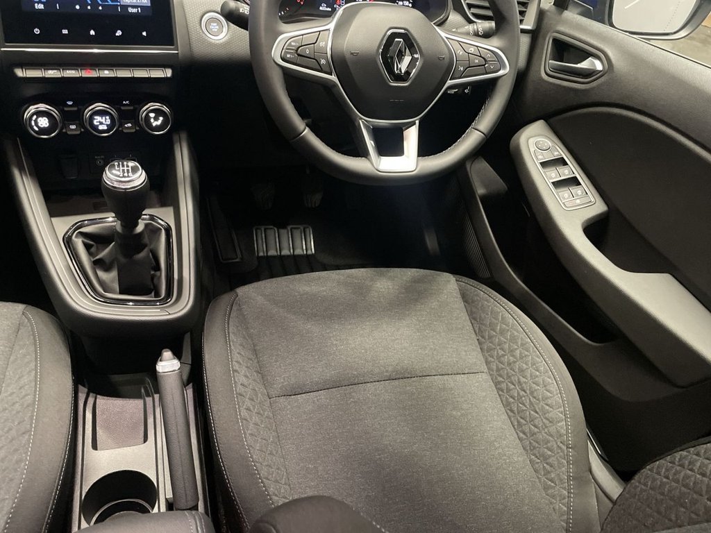 Used Renault Clio 2022 for sale - 76481660: Photo 15