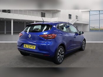 Used Renault Clio 2022 for sale - 76481660: Photo