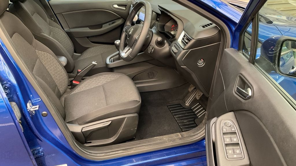 Used Renault Clio 2022 for sale - 76481660: Photo 9