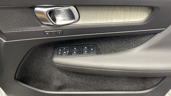 Used Volvo XC40 2019 for sale - 75473841: Photo 24