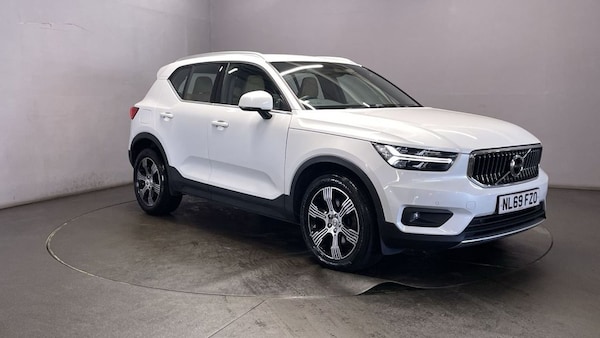 Used Volvo XC40 2019 for sale - 75473841: Photo 2