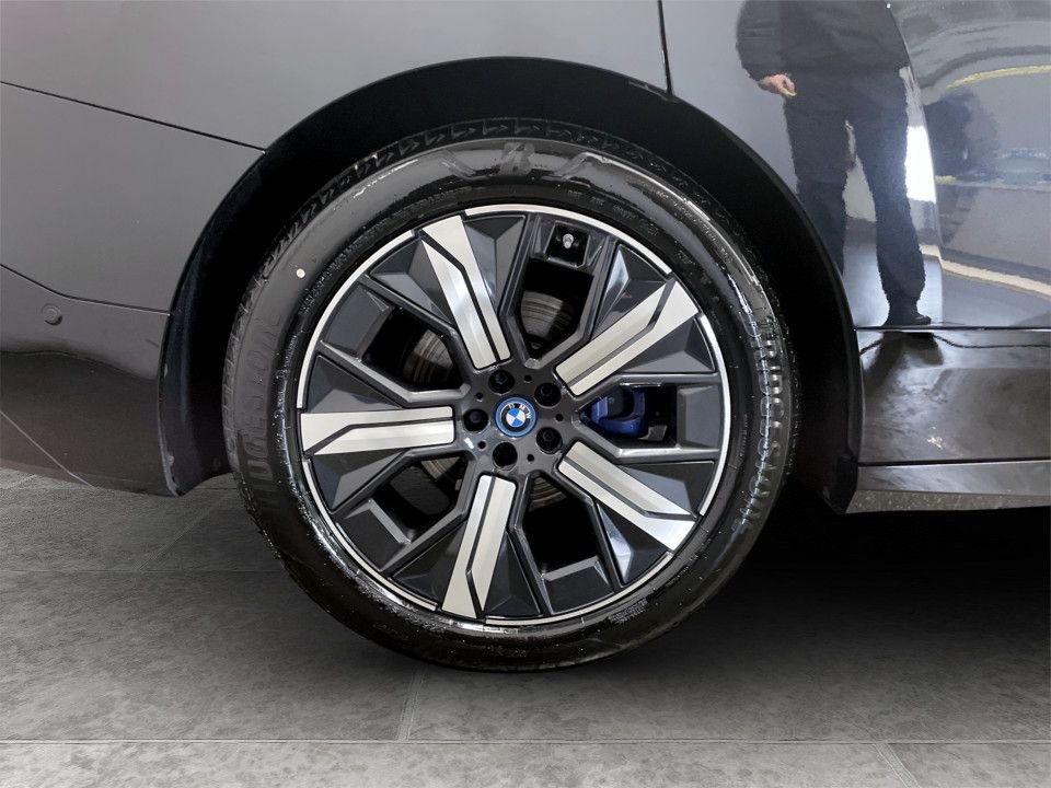 Used BMW iX 2022 for sale - 78059548: Photo 10