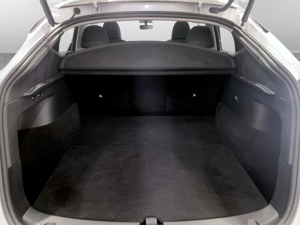 Used Tesla Model Y 2023 for sale - 77654795: Photo 22