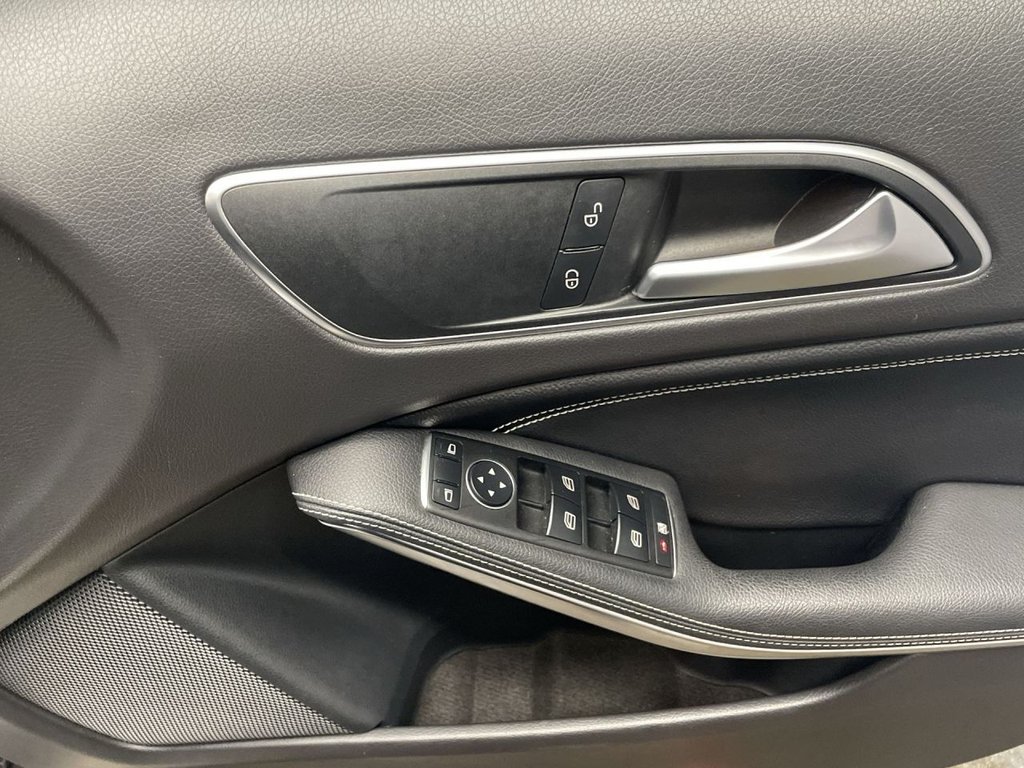 Used Mercedes-Benz GLA 2020 for sale - 76731224: Photo 24