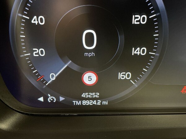 Used Volvo XC40 2021 for sale - 76203010: Photo 25