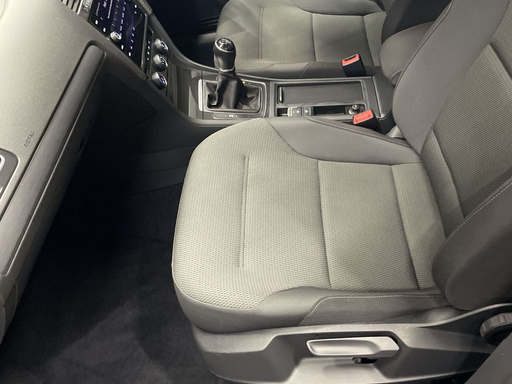 Used Volkswagen Golf 2019 for sale - 76950474: Photo 17