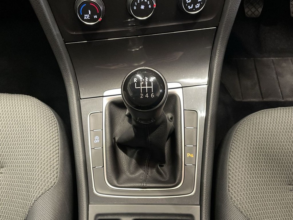 Used Volkswagen Golf 2019 for sale - 76950474: Photo 20