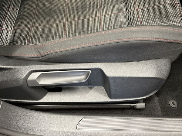 Used Volkswagen Golf 2021 for sale - 76327903: Photo 24