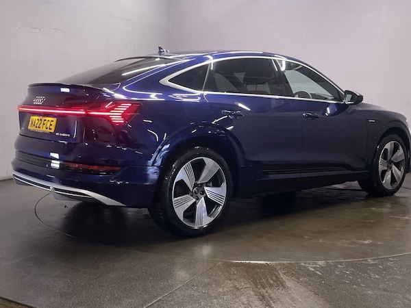 Used Audi e-tron 2022 for sale - 76279474: Photo 8