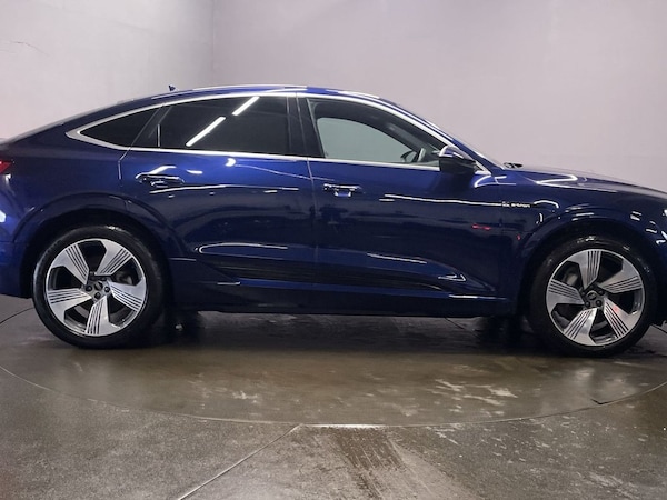 Used Audi e-tron 2022 for sale - 76279474: Photo 9