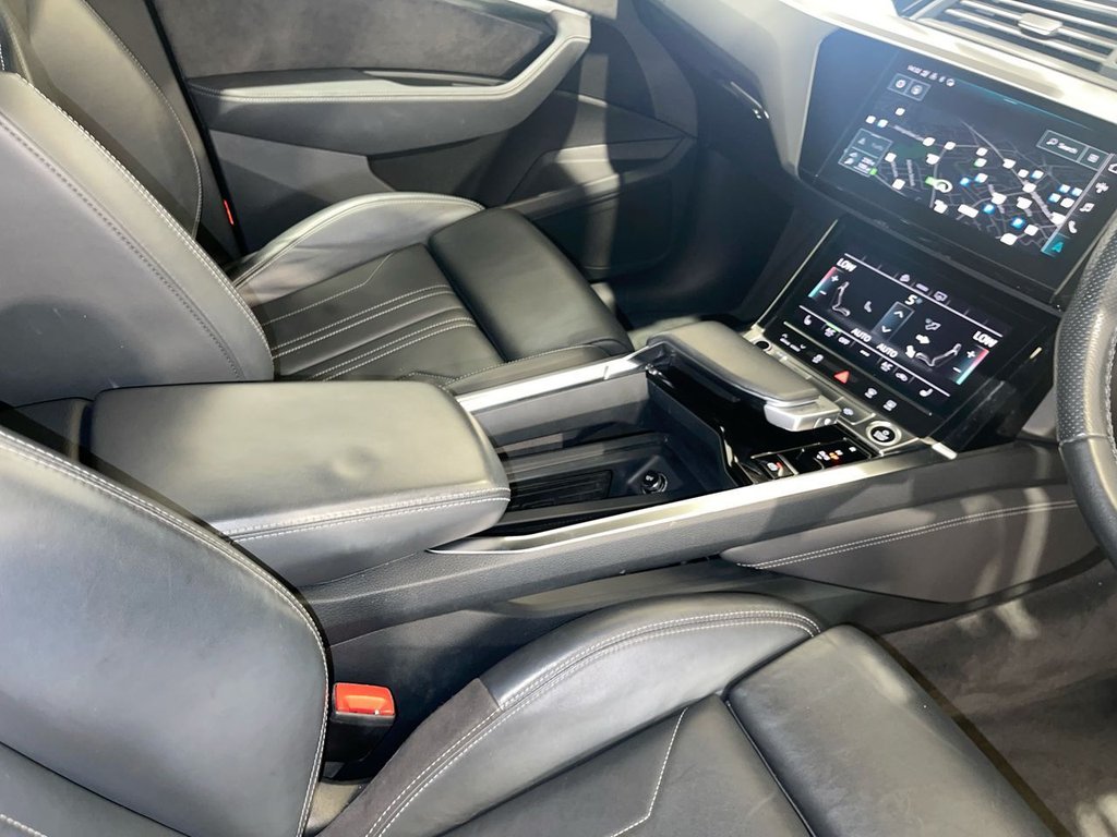 Used Audi e-tron 2021 for sale - 76617239: Photo 14