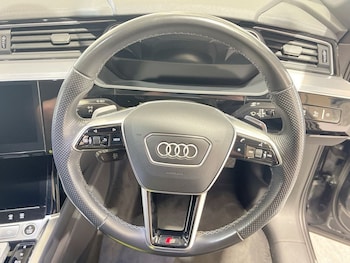 Used Audi e-tron 2021 for sale - 76617239: Photo