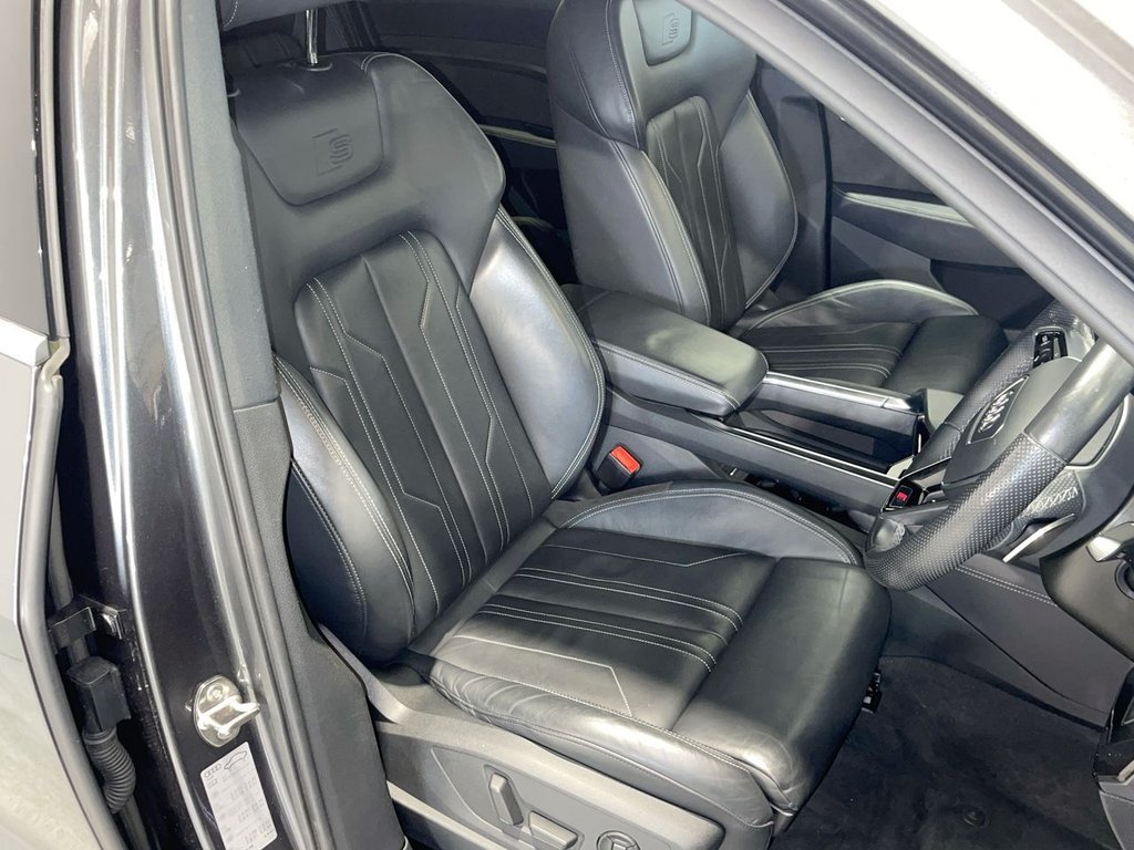 Used Audi e-tron 2021 for sale - 76617239: Photo 5