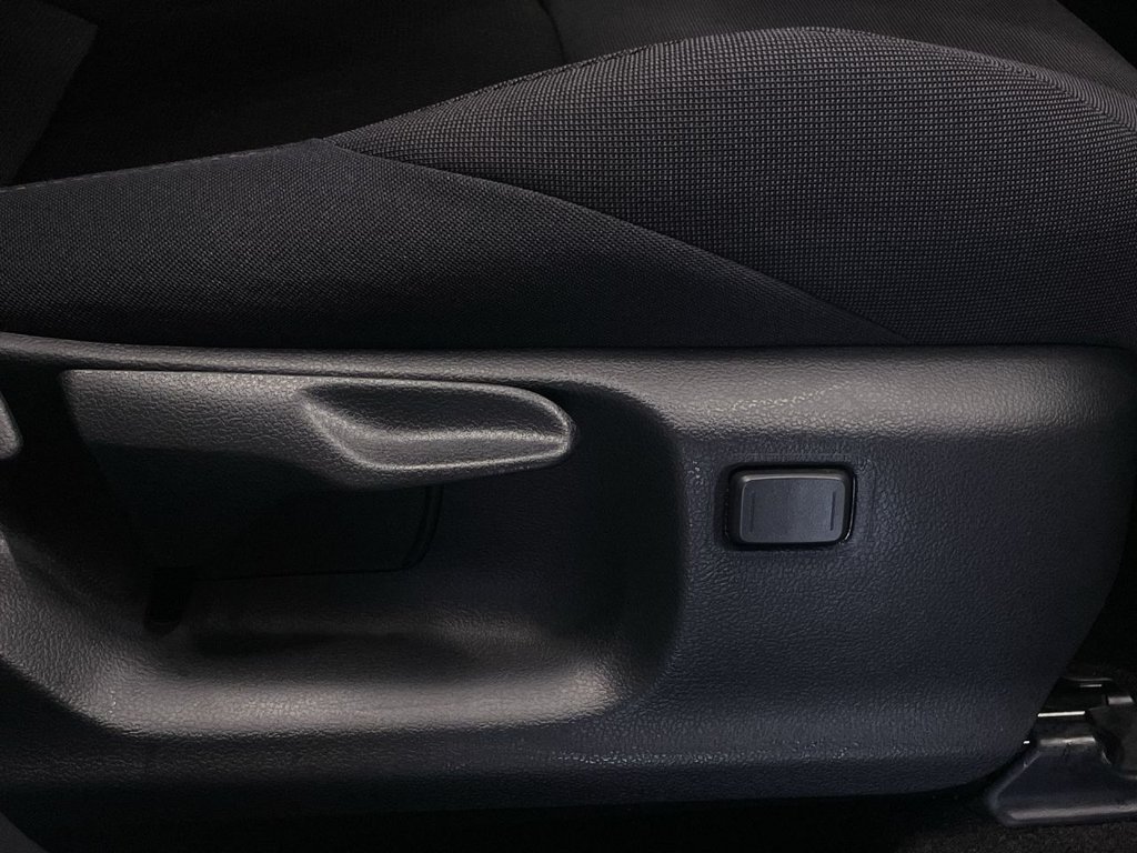 Used Toyota C-HR 2025 for sale - 76509387: Photo 24