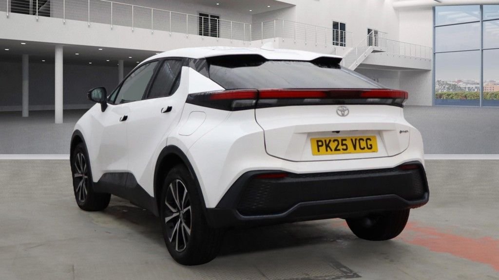 Used Toyota C-HR 2025 for sale - 76509387: Photo 3