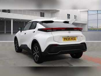 Used Toyota C-HR 2025 for sale - 76509387: Photo