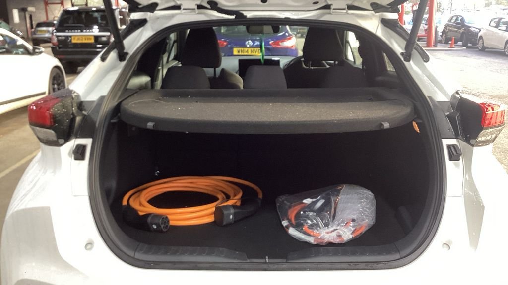 Used Toyota C-HR 2025 for sale - 76509387: Photo 7