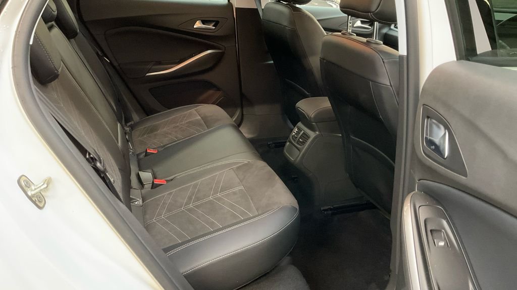 Used Vauxhall Grandland 2024 for sale - 77089023: Photo 8