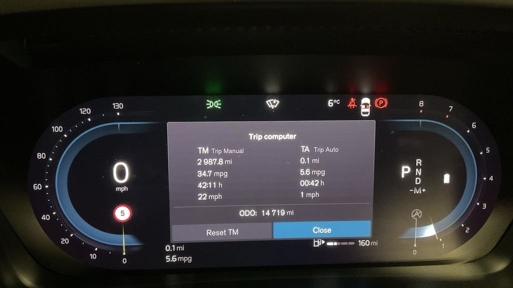 Used Volvo XC40 2023 for sale - 76910327: Photo 10