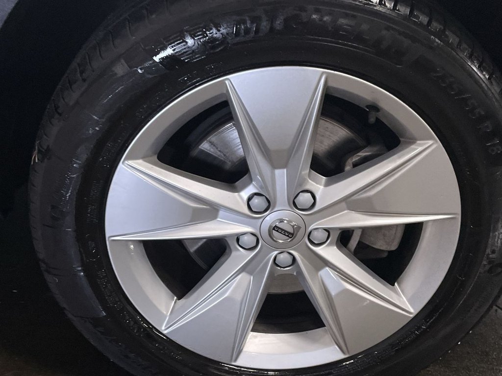 Used Volvo XC40 2023 for sale - 76910327: Photo 12