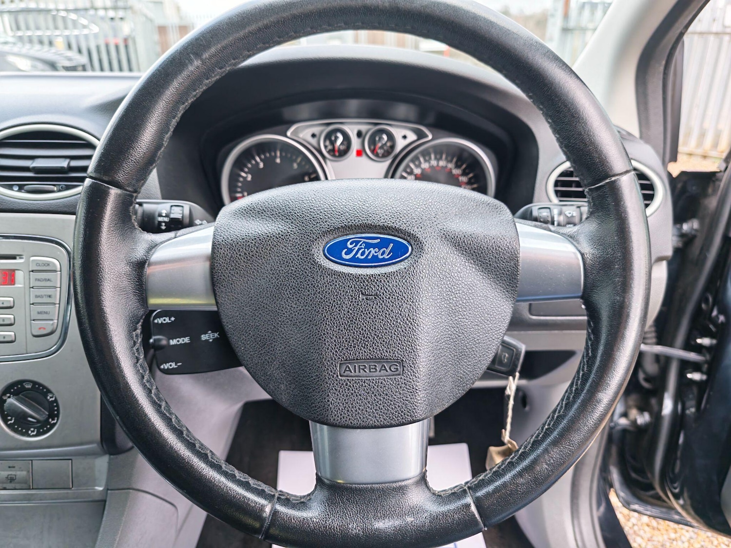 Used Ford Focus 2009 for sale - 77537197: Photo 10