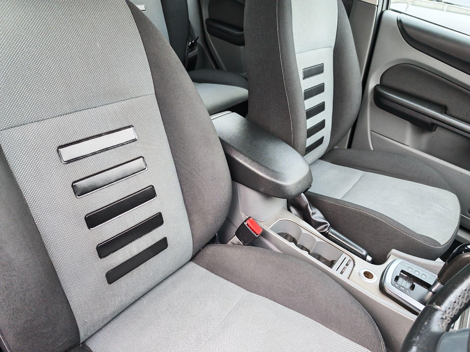 Used Ford Focus 2009 for sale - 77537197: Photo 18