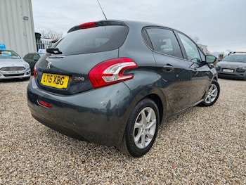 Used Peugeot 208 2015 for sale - 77598998: Photo