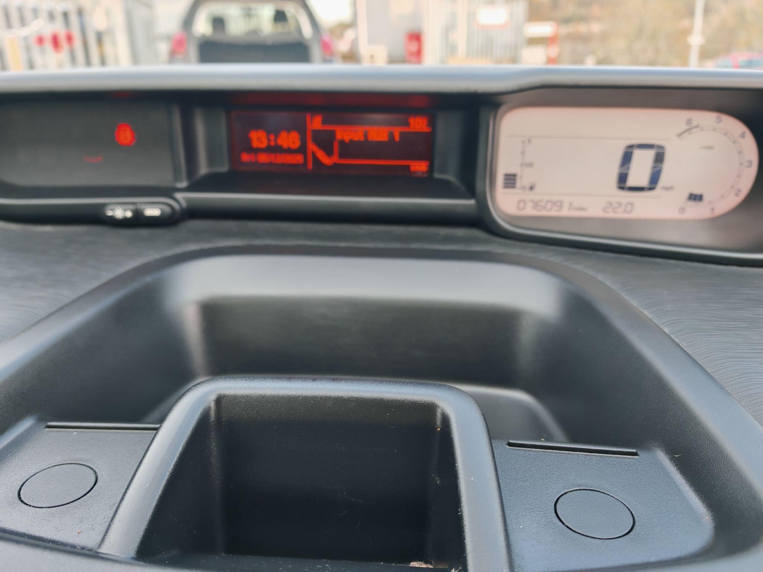 Used Citroen C3 Picasso 2016 for sale - 76832855: Photo 13