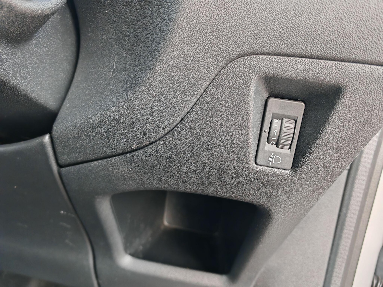 Used Citroen C3 Picasso 2016 for sale - 76832855: Photo 16