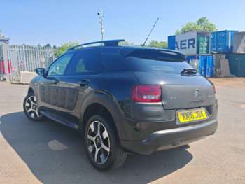 Used Citroen C4 Cactus 2016 for sale - 74643379: Photo