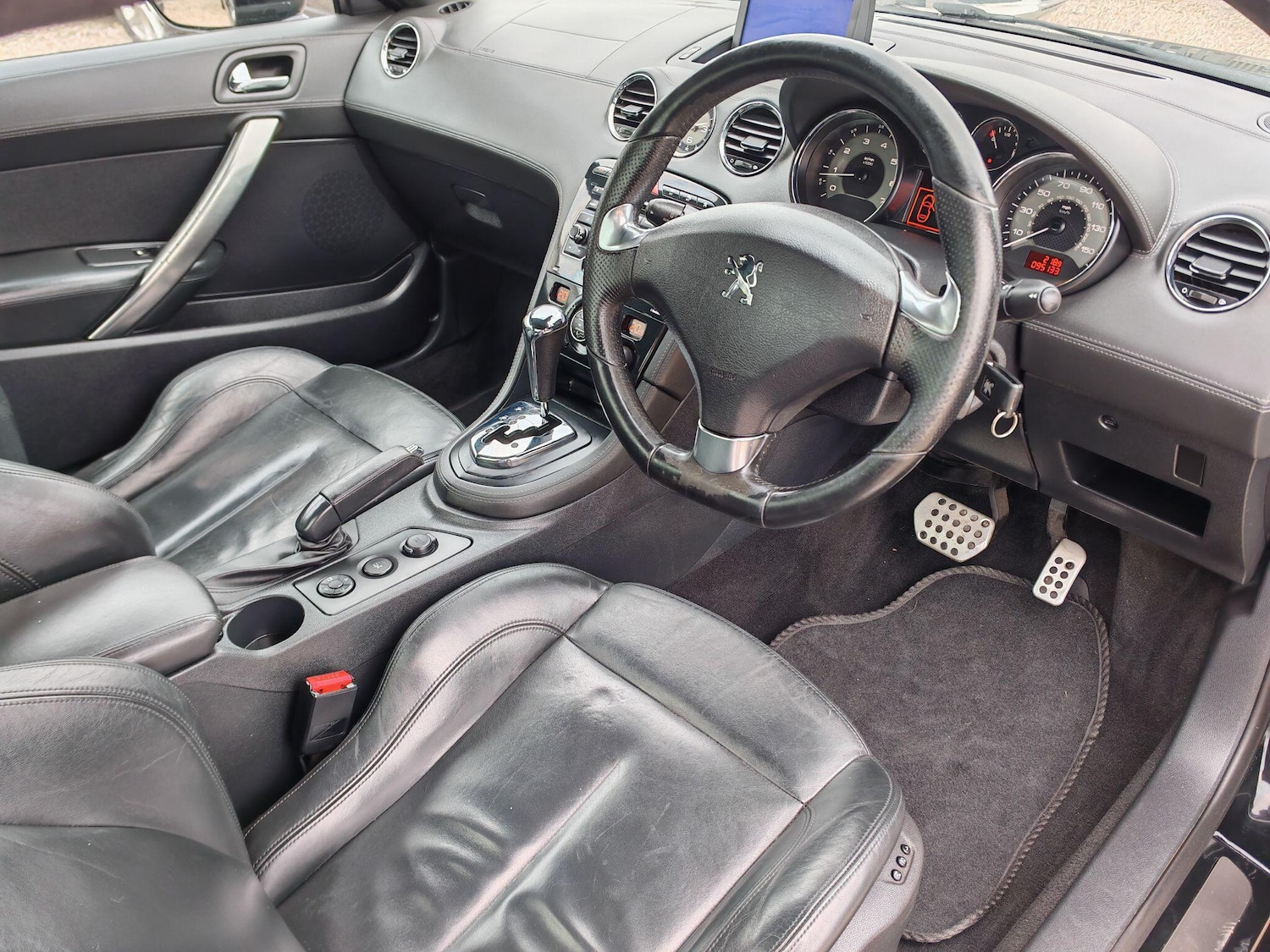 Used Peugeot RCZ 2013 for sale - 76522223: Photo 11