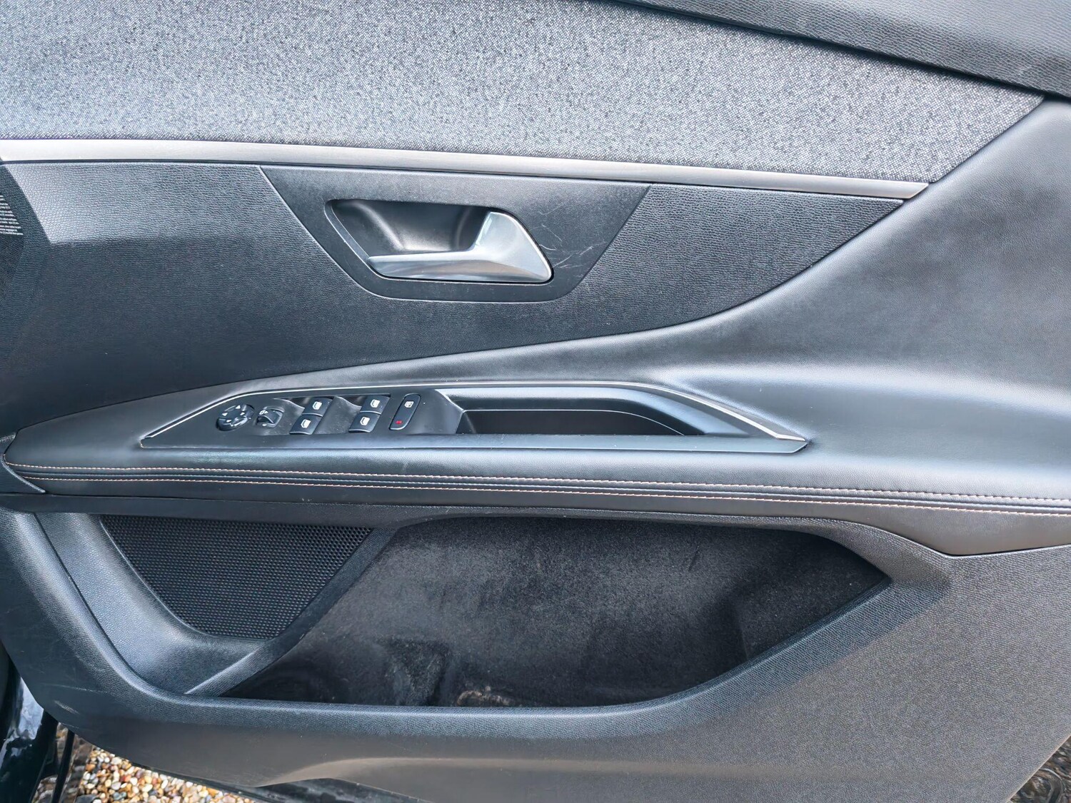 Used Peugeot 3008 for sale - 77469140: Photo 24